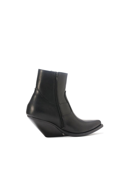 Vetements - Cowboy Boots - Black - ForwardModa